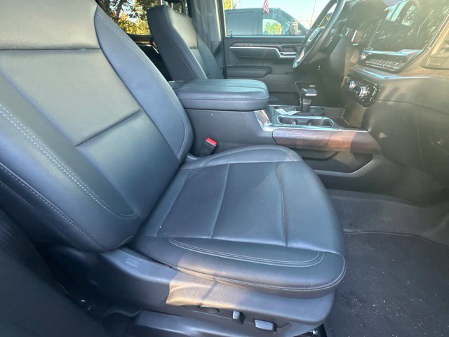 Used 2026 GMC Sierra 1500 SLT w/ SLT Premium Plus Package AWD/4WD image 4
