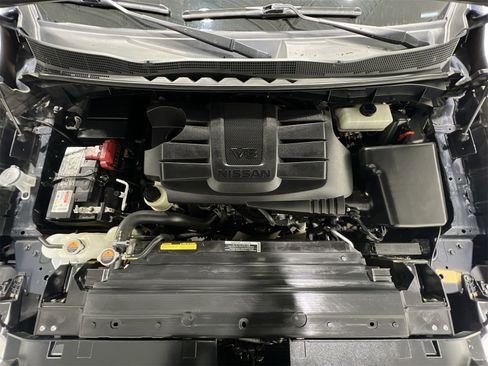 Used 2023 Nissan Titan SV image 24