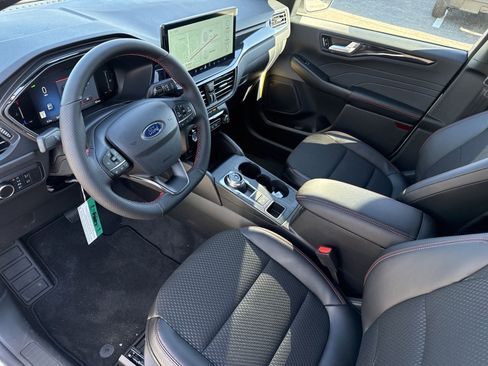 New 2025 Ford Escape ST-Line w/ Equipment Group 301A image 11