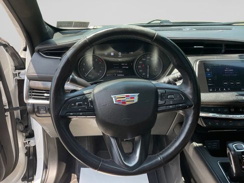 Used 2019 Cadillac XT4 Premium Luxury w/ Technology Package AWD/4WD image 22