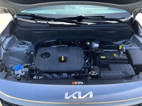 Used 2024 Kia Seltos EX FWD image 30
