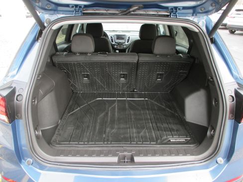 Used 2024 Chevrolet Equinox LT w/ LPO, Floor Liner Package image 10