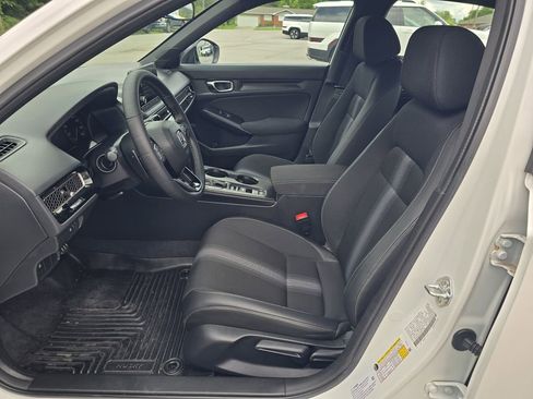Used 2025 Honda Civic Sport image 12
