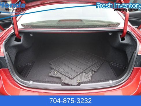 Used 2015 MAZDA MAZDA6 Touring w/ Touring Technology Package FWD image 10