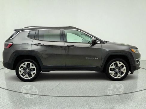 Used 2021 Jeep Compass Limited AWD/4WD image 4
