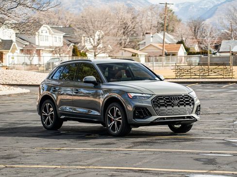 Used 2025 Audi Q5 Prestige image 3