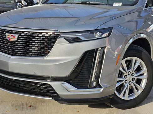 New 2025 Cadillac XT6 Luxury image 7