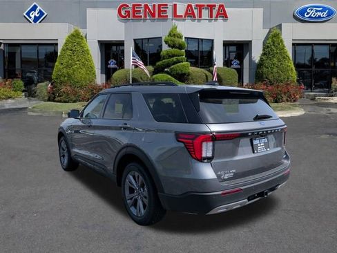 New 2026 Ford Explorer Active w/ Active Comfort Package image 5