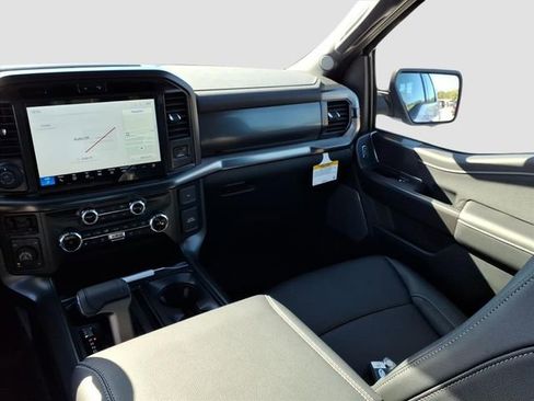 New 2025 Ford F150 Lariat w/ Equipment Group 501A Mid image 8