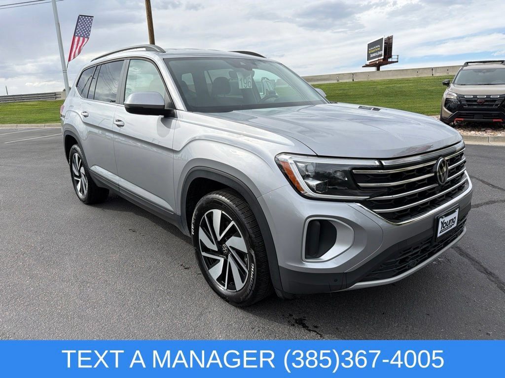 Used 2026 Volkswagen Atlas SE AWD/4WD image 1