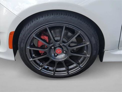 Used 2015 FIAT 500 Abarth w/ Beats Audio Package FWD image 21