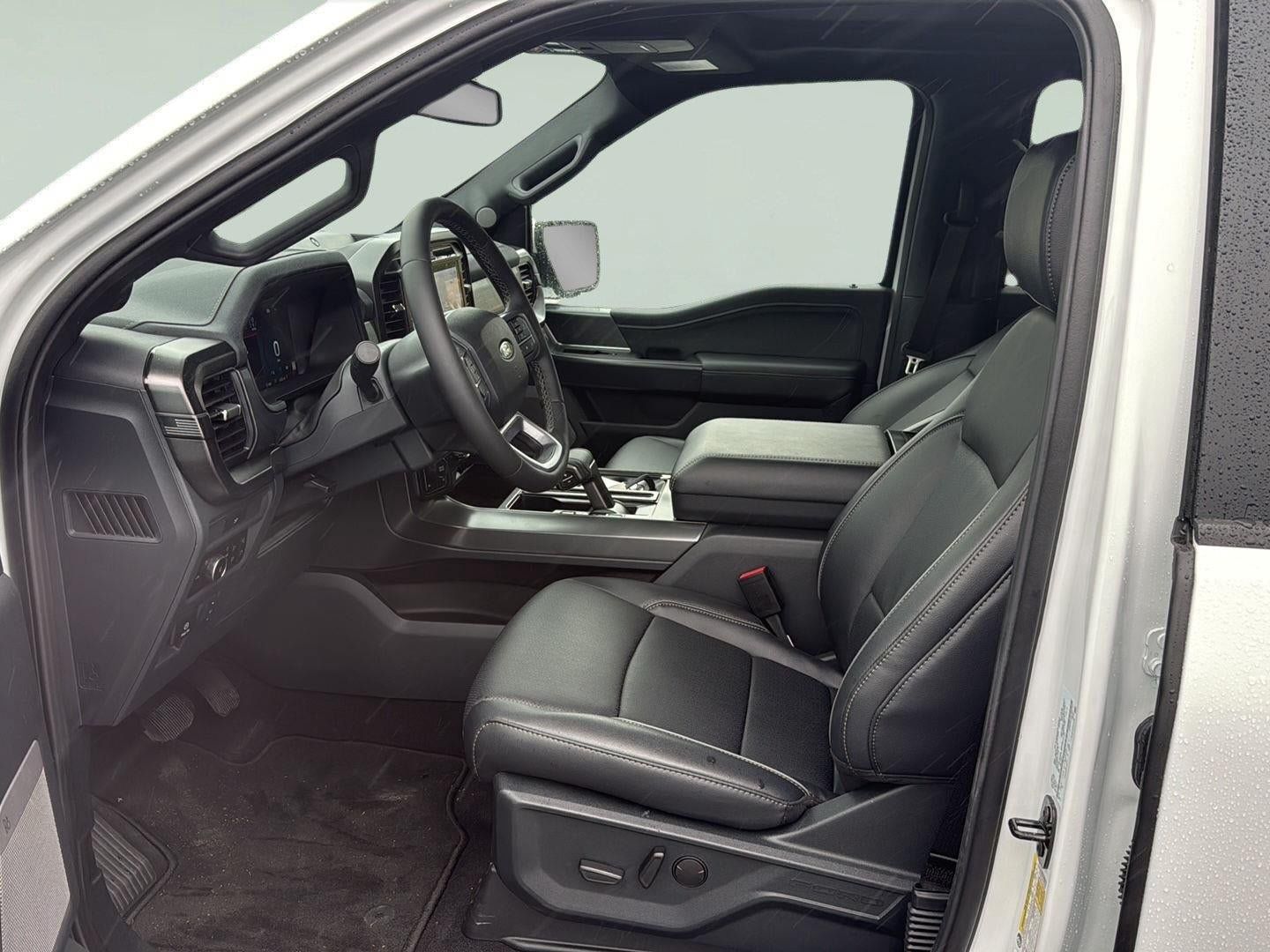 Used 2026 Ford F150 Lariat AWD/4WD image 12