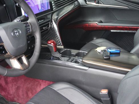 Used 2025 Toyota Camry XSE image 20