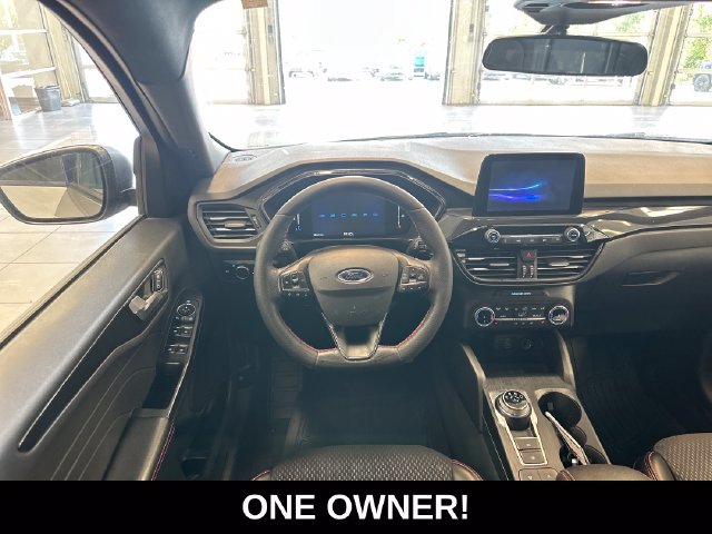 Used 2024 Ford Escape ST-Line AWD/4WD image 2