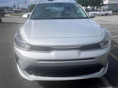 Certified 2023 Kia Rio LX FWD image 3