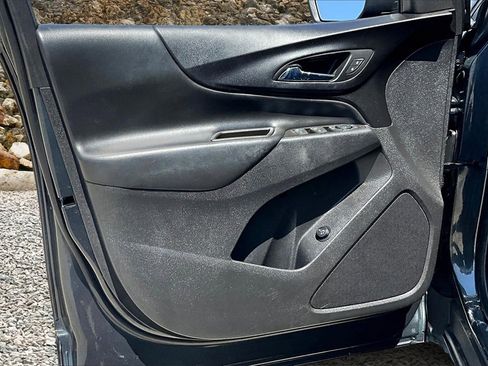 Used 2023 Chevrolet Equinox LT w/ Driver Convenience Package image 22