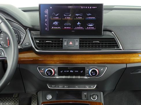 Used 2023 Audi Q5 2.0T Premium w/ Convenience Package AWD/4WD image 26