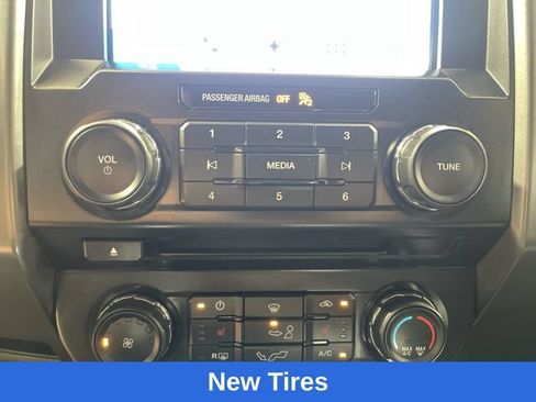 Used 2017 Ford F150 XLT w/ Equipment Group 302A Luxury AWD/4WD image 20