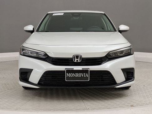 Used 2022 Honda Civic EX image 4