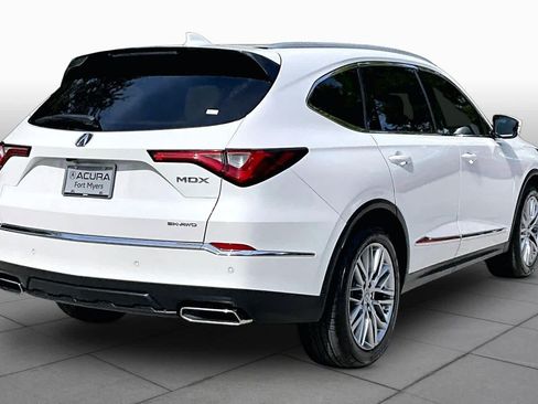 Used 2024 Acura MDX SH-AWD w/ Advance Package image 13