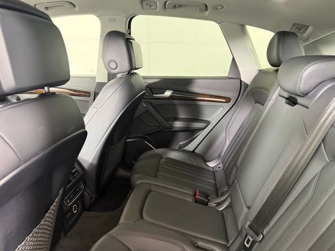 Used 2020 Audi Q5 2.0T Premium Plus w/ Premium Plus Package image 24