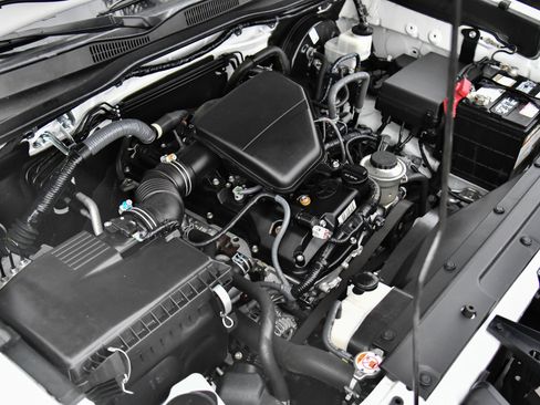 Used 2021 Toyota Tacoma SR RWD image 44