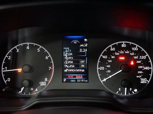 Certified 2025 Toyota Corolla LE image 15