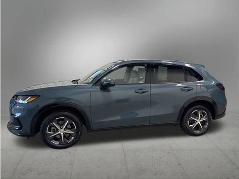 Certified 2024 Honda HR-V EX-L image 3