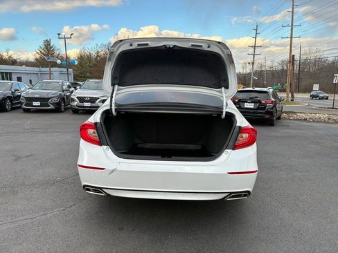 Used 2021 Honda Accord Sport image 9