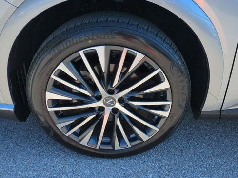Used 2023 Lexus RX 350 Premium Plus image 11