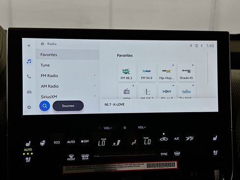 Used 2024 Toyota bZ4X Limited image 24