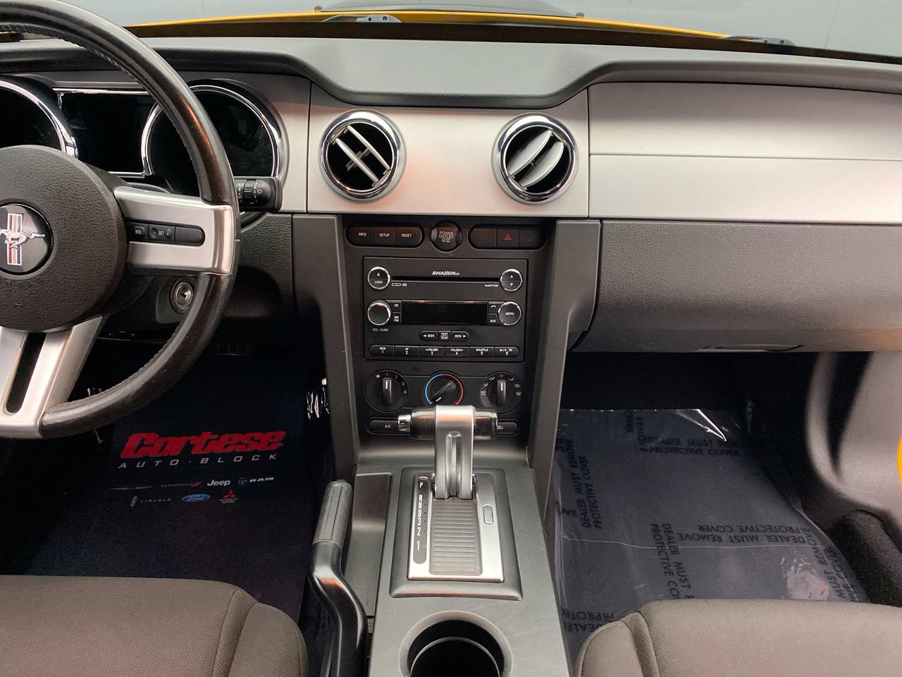 Used 2008 Ford Mustang Coupe RWD image 18