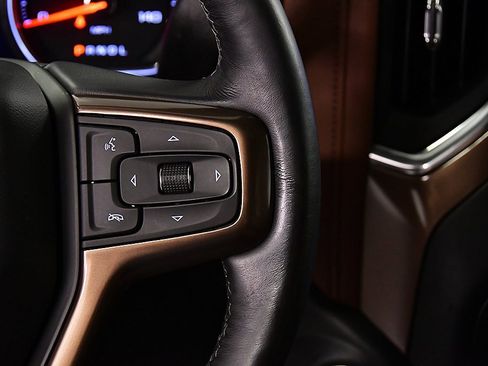 Used 2022 Chevrolet Silverado 3500 High Country w/ Safety Package II image 22