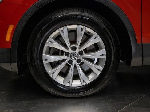 Used 2019 Volkswagen Tiguan SE w/ 3rd Row Seat Package image 8