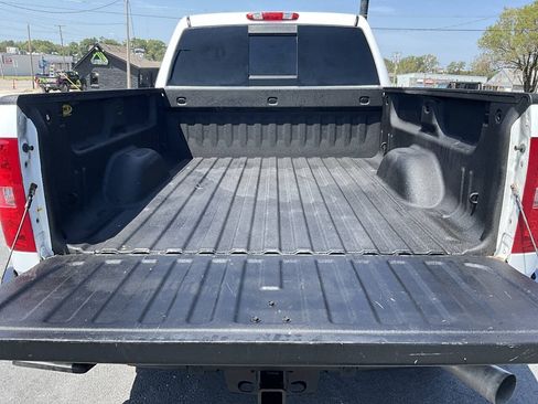 Used 2014 Chevrolet Silverado 2500 LT w/ Z71 Appearance Package AWD/4WD image 17