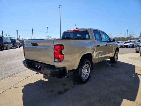 Used 2024 Chevrolet Colorado W/T image 9