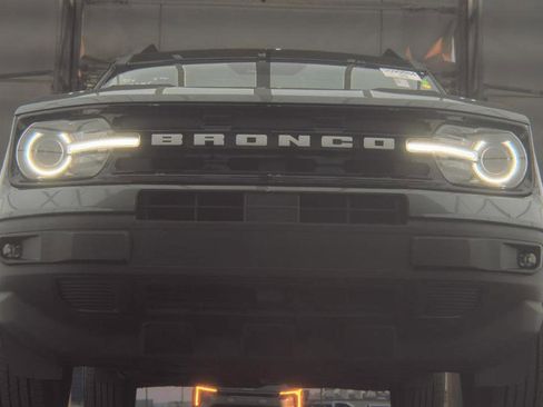 Used 2023 Ford Bronco Sport Outer Banks w/ Tech Package image 3