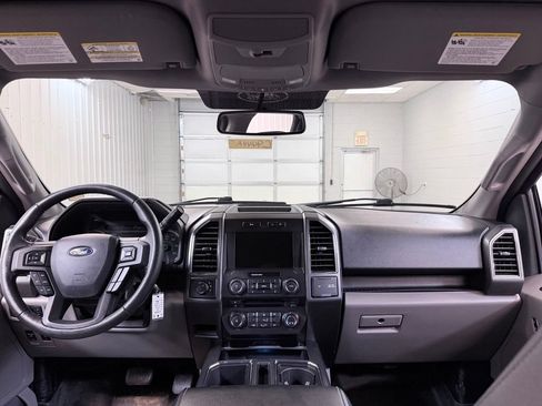 Used 2018 Ford F150 XLT w/ Equipment Group 302A Luxury AWD/4WD image 27