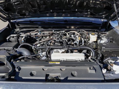 Certified 2025 Toyota Tacoma SR5 w/ SR5 Upgrade Package image 15