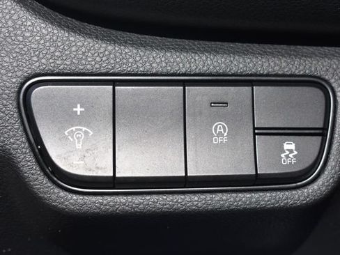 Used 2024 Kia Seltos LX AWD/4WD image 21