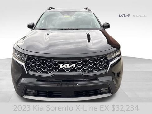 Certified 2023 Kia Sorento X-Line EX AWD/4WD image 3