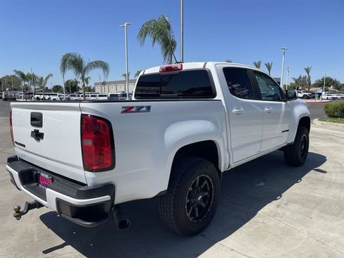 Used 2017 Chevrolet Colorado Z71 AWD/4WD image 8