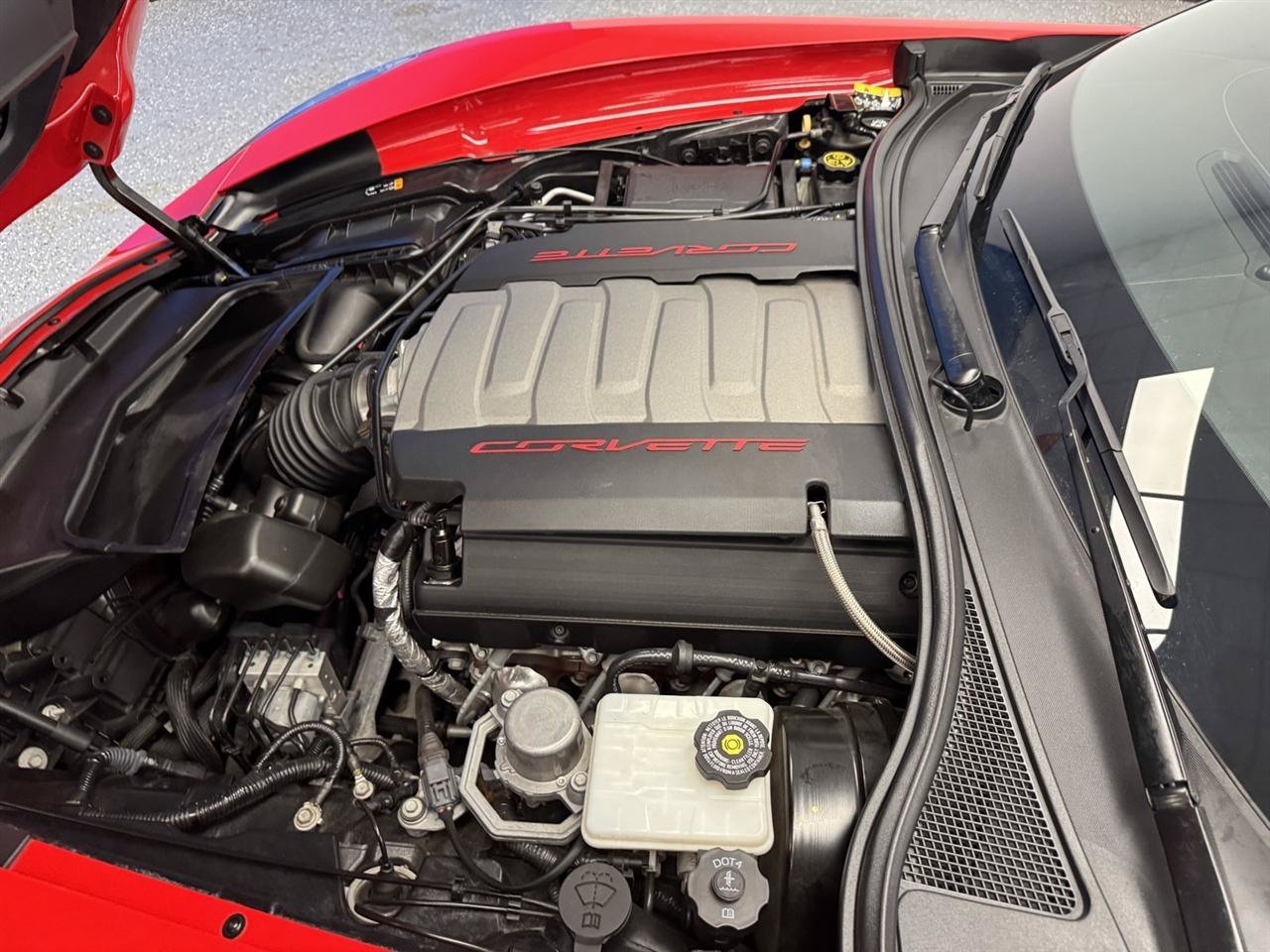 Used 2019 Chevrolet Corvette Grand Sport w/ Carbon Flash Badge Package RWD image 25
