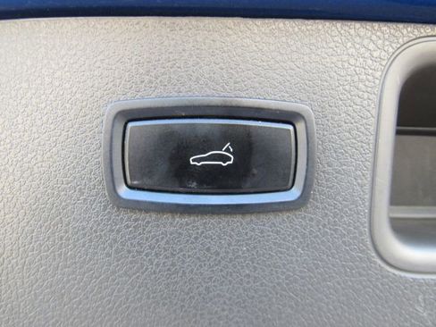 Used 2018 Porsche Macan image 28