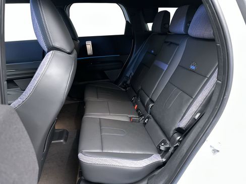 New 2026 MINI Cooper Countryman S w/ Comfort Package Max image 24