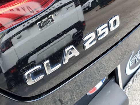 Used 2023 Mercedes-Benz CLA 250 4MATIC image 6