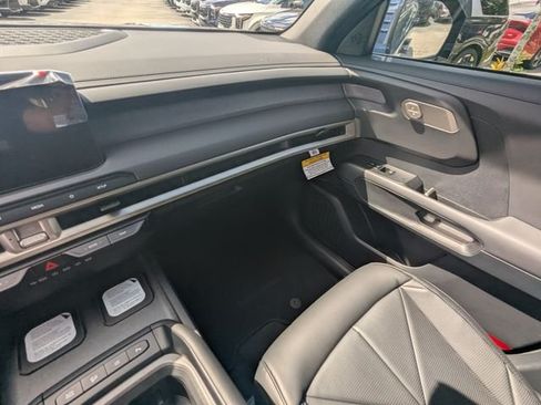 New 2027 Kia Telluride EX FWD image 17