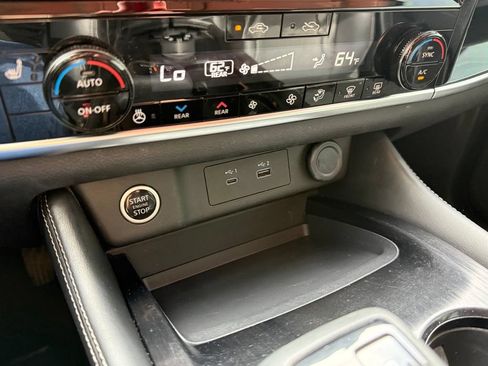 Used 2023 Nissan Rogue SL w/ SL Premium Package AWD/4WD image 18