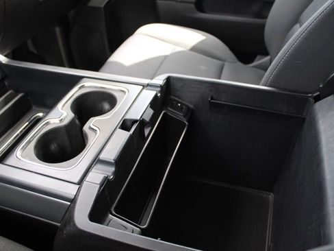 Used 2018 Chevrolet Silverado 1500 LT w/ All Star Edition image 39