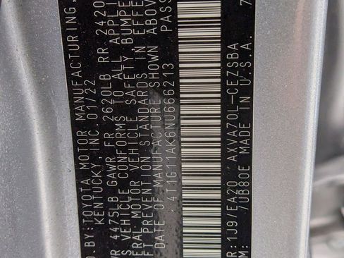 Used 2022 Toyota Camry SE image 18